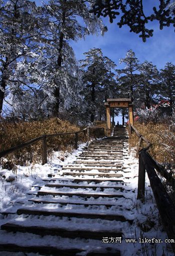 窗含西岭千秋雪 西岭雪山最全的滑雪攻略