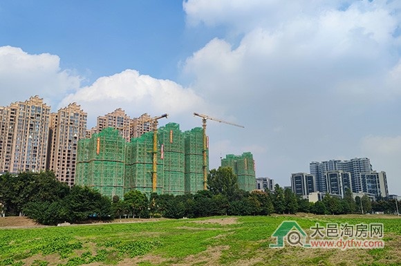 大邑县城五大主力板块房地产格局解析