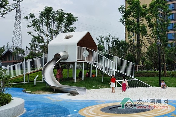 大邑王滩片区首宗配建公园绿地已成型