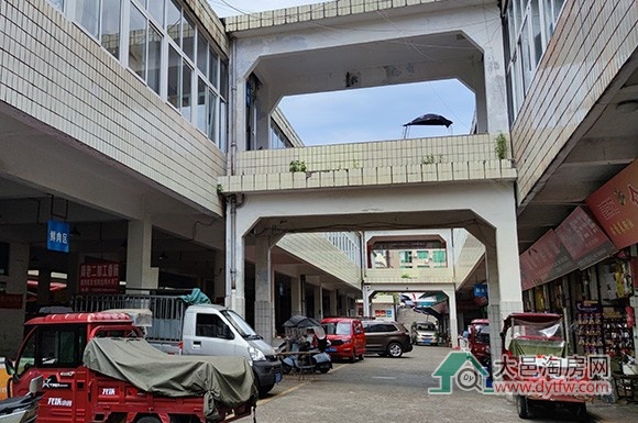 老市场,新生活:大邑东门综合市场的记忆与重生