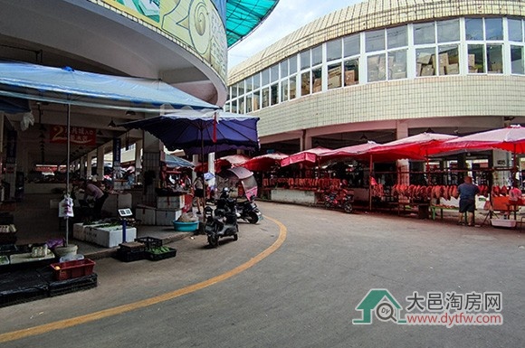 老市场,新生活:大邑东门综合市场的记忆与重生